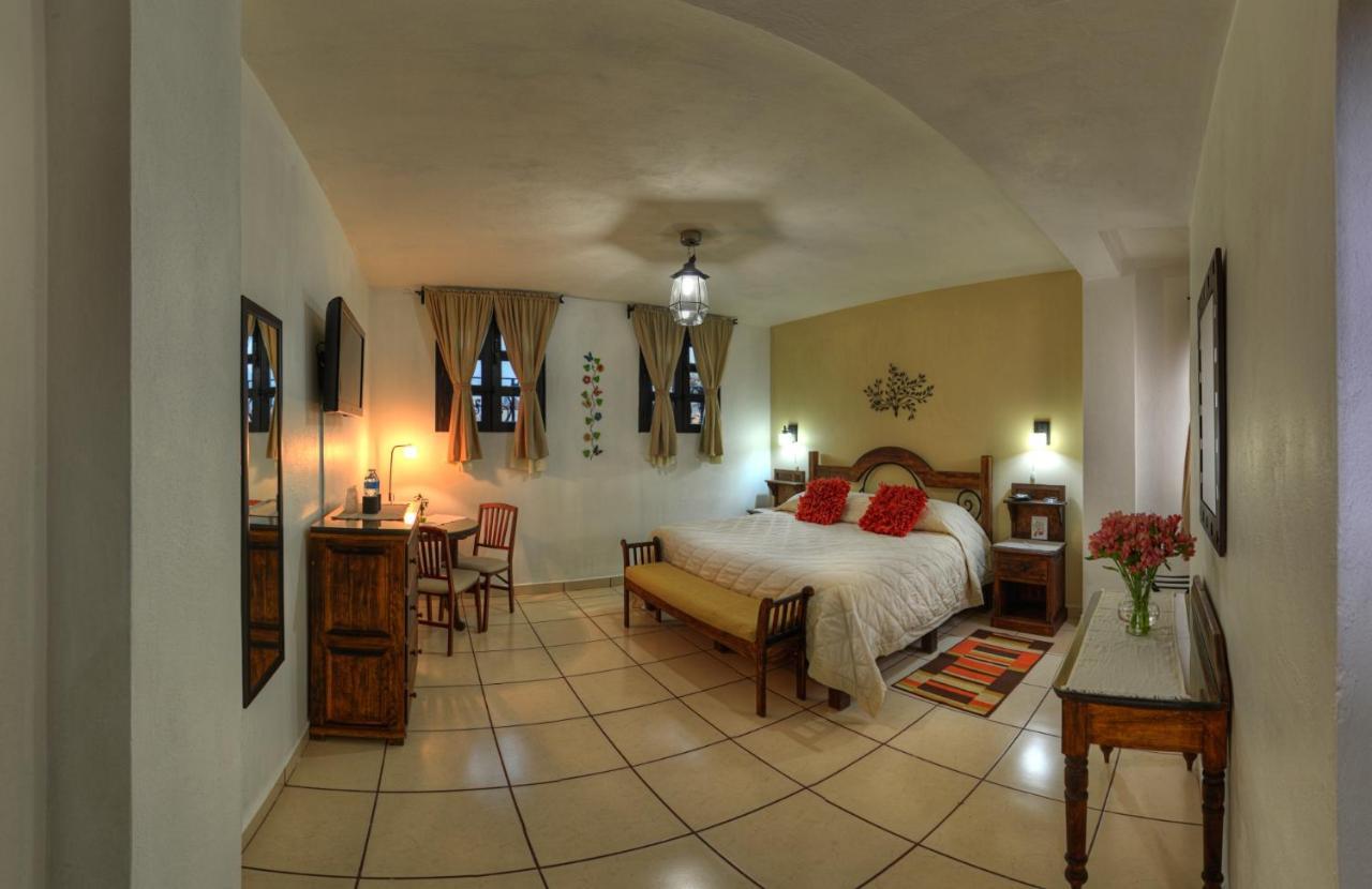 La Casa Del Laurel Hotell Taxco de Alarcon Exteriör bild
